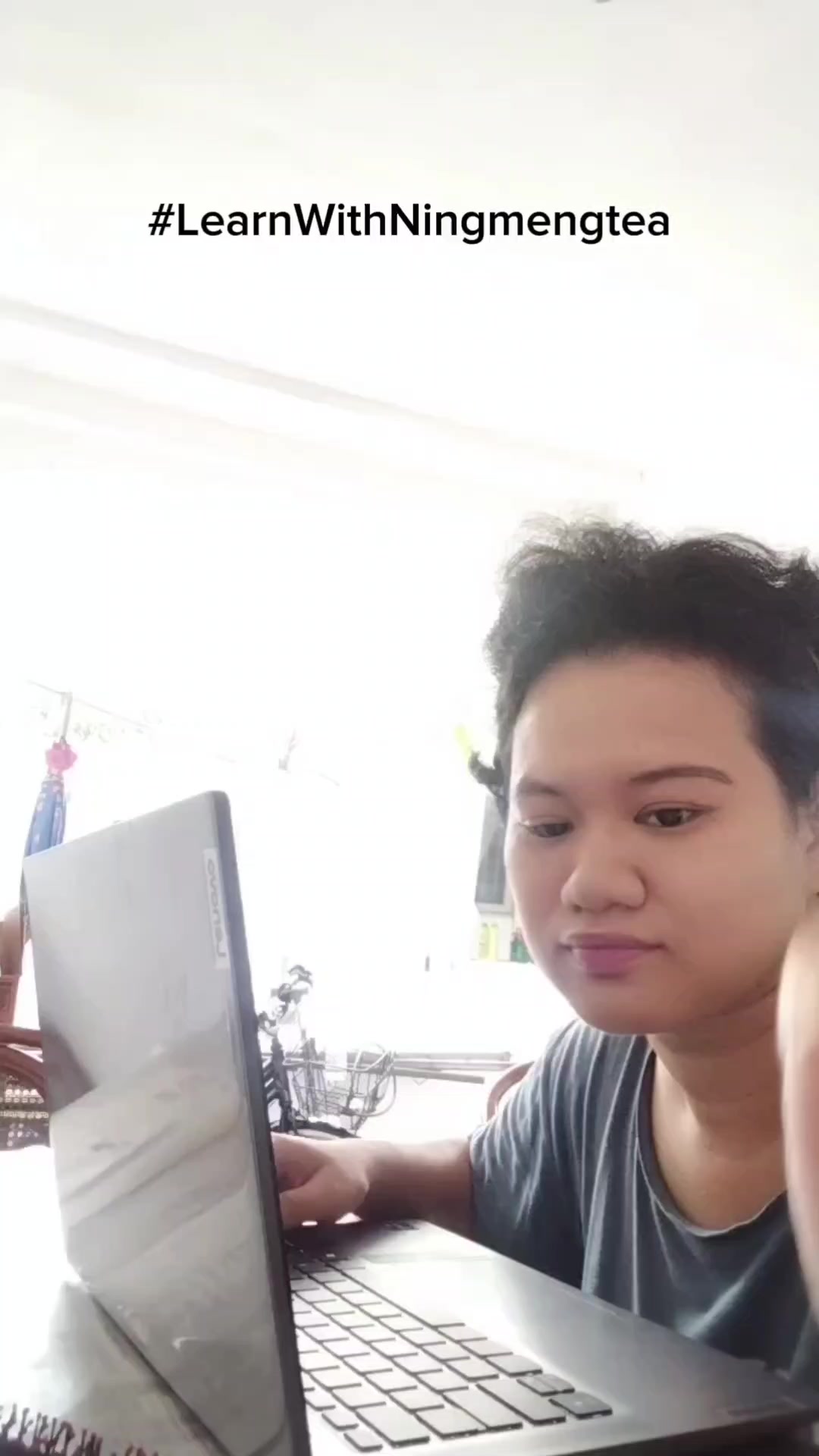 @nia| chinese & fangirling🍋