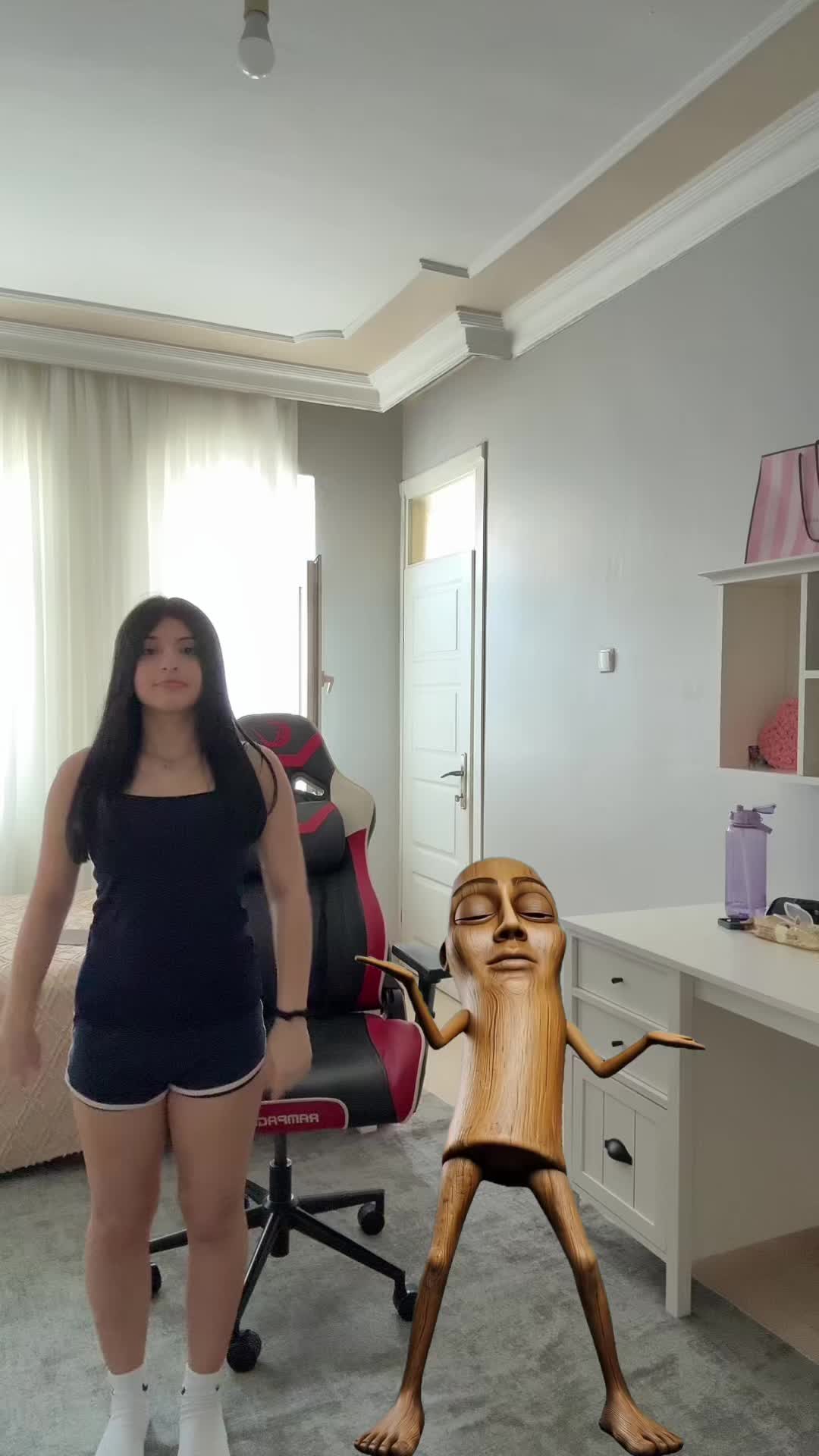 @sude