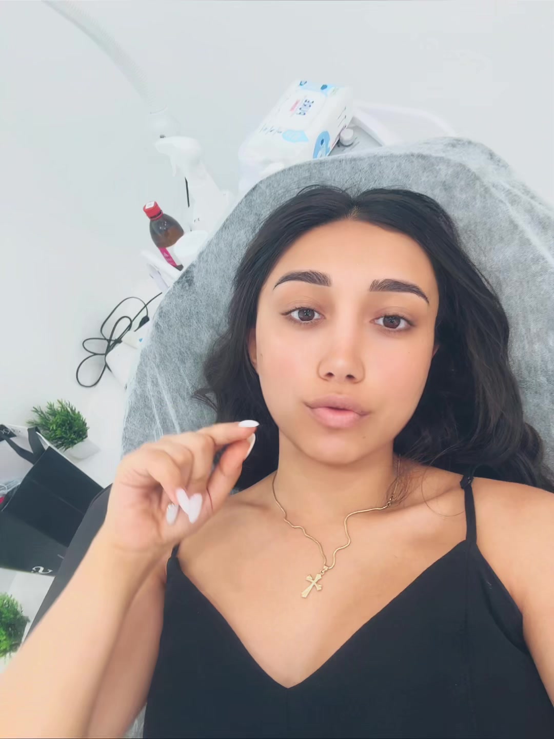 @𝐀𝐧𝐢.𝐉𝐨𝐮𝐫𝐧𝐚𝐥𝐢𝐬𝐭