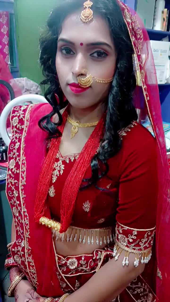 @pari beauty parlour