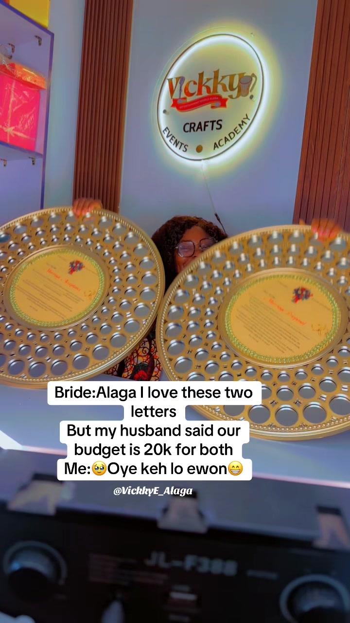 @Vickkyealaga