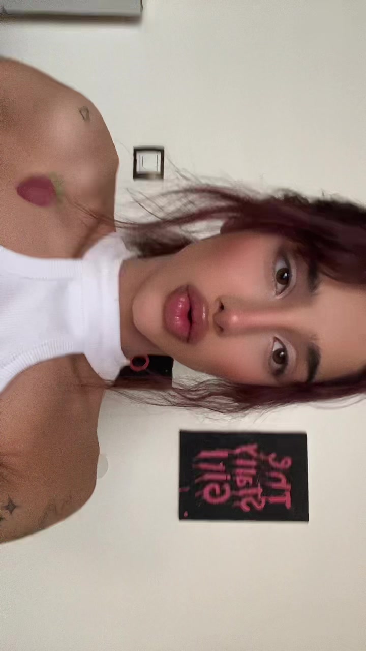 @Mahtabmahroyan