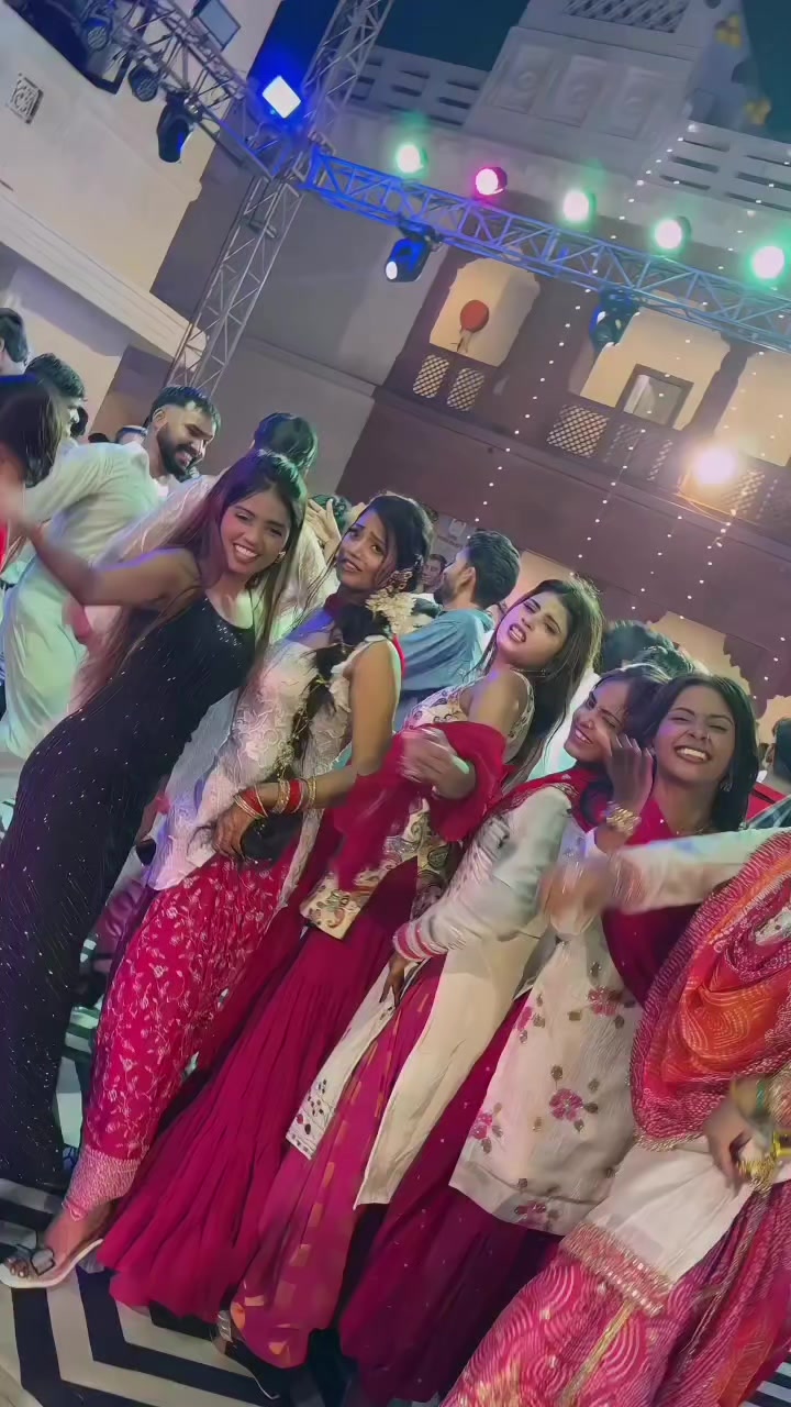 @💃শিরিনা💃