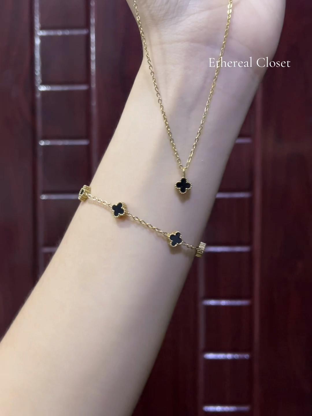 @Ethereal Closet đ