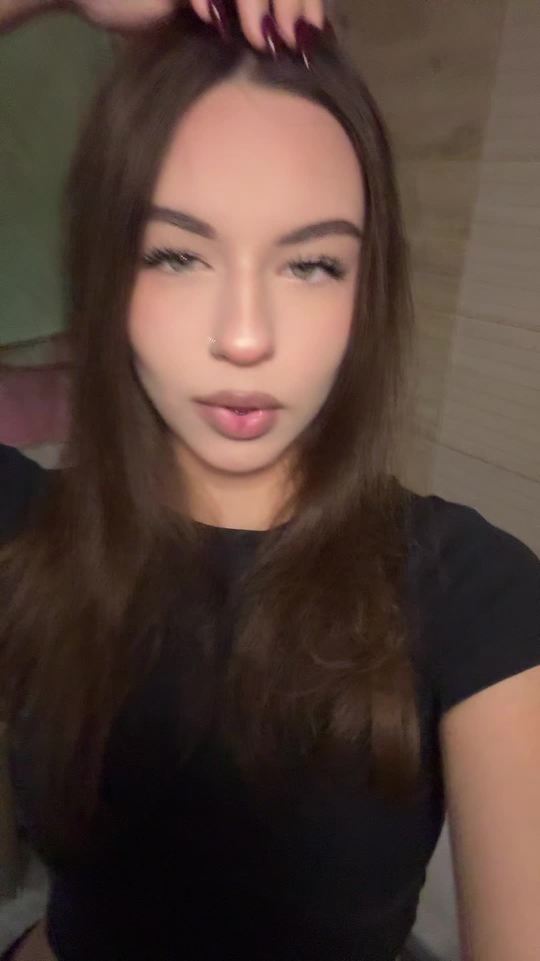 @полина