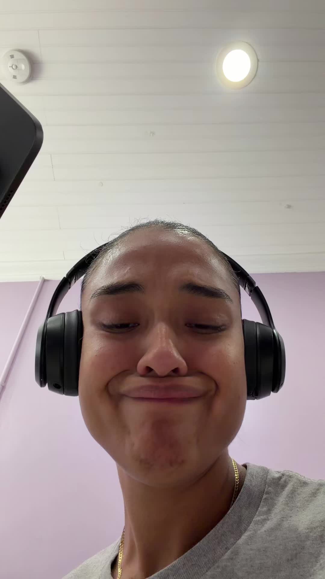 @M E L