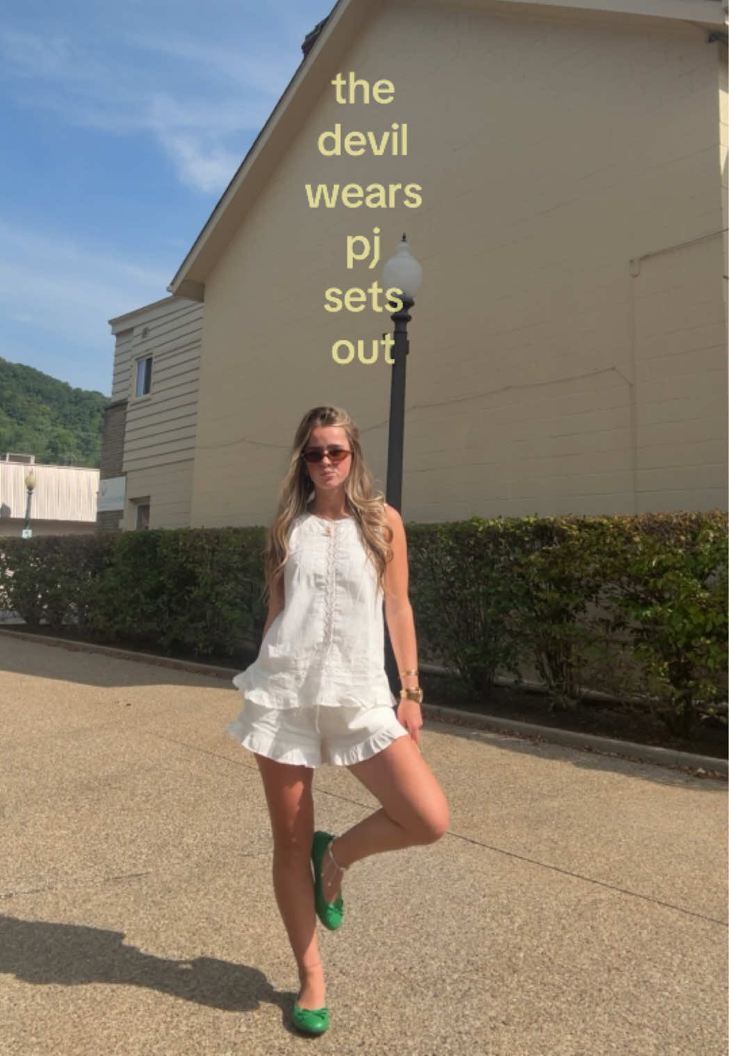 @ellie k