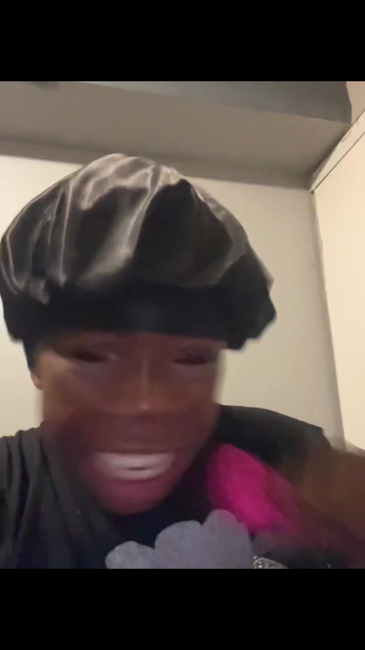 @☮️