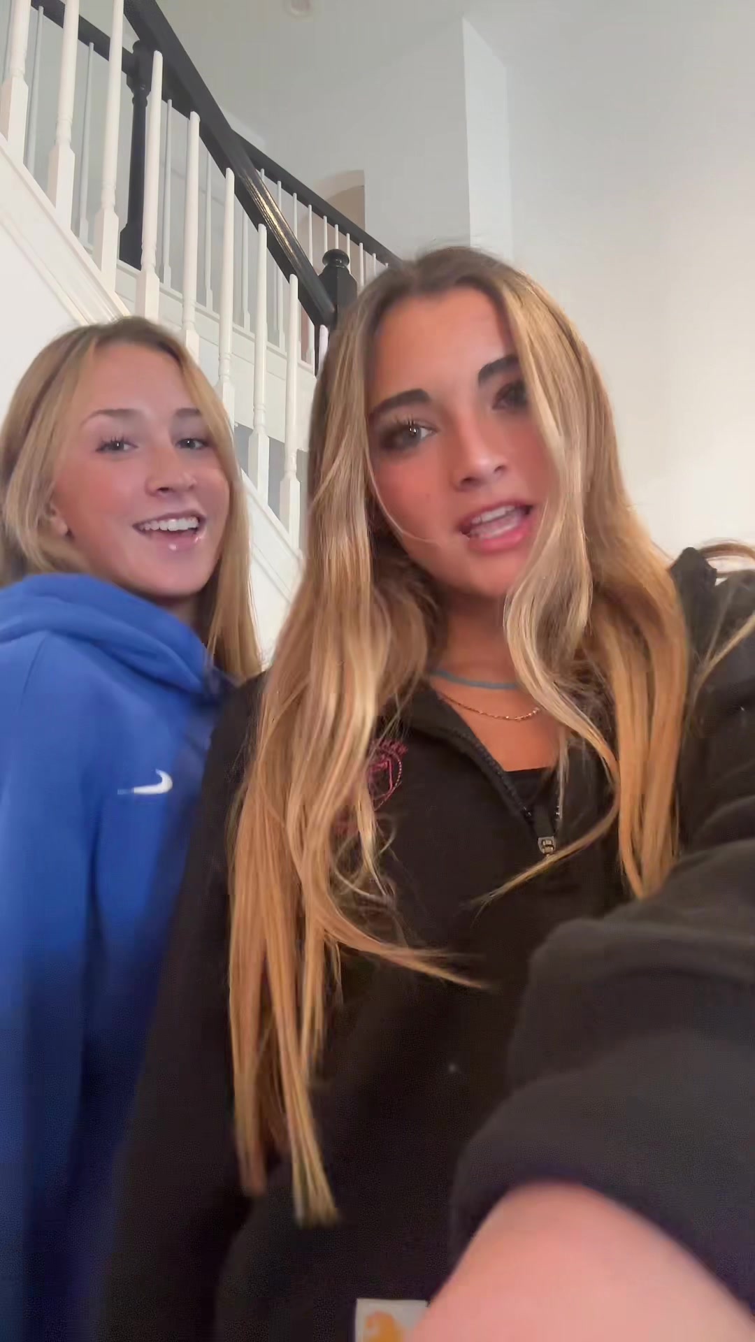 @ariana