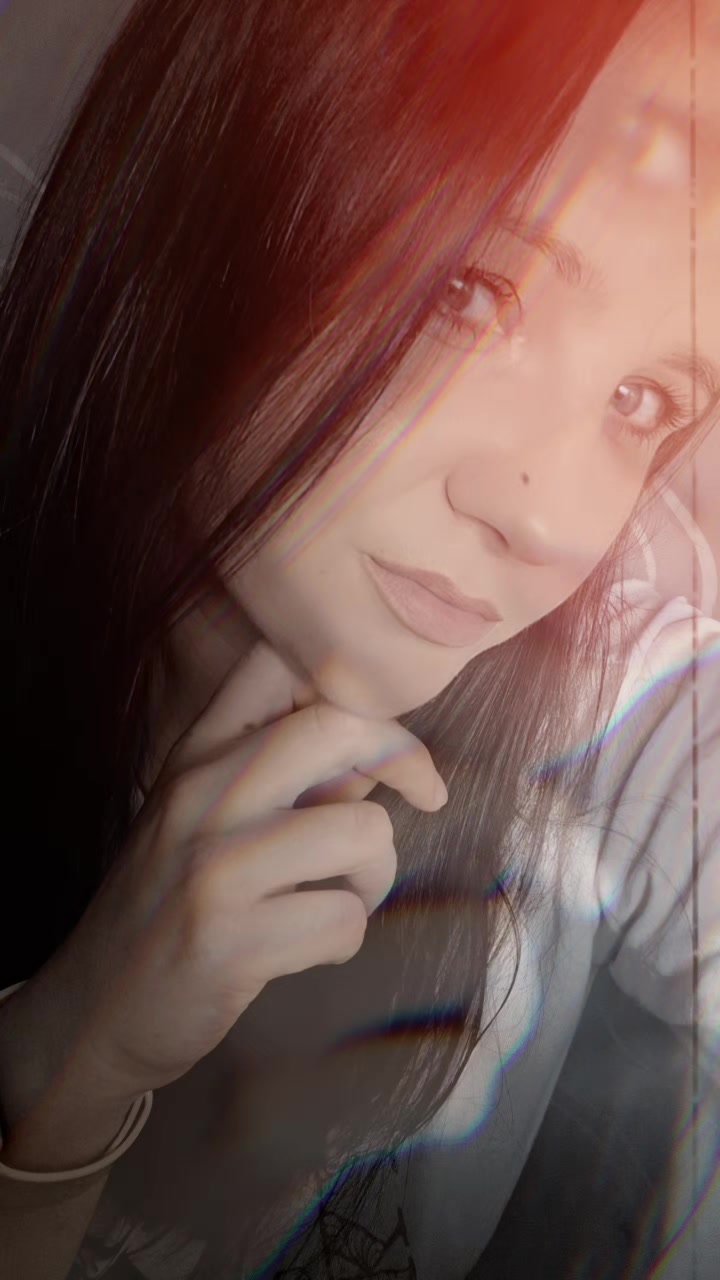 @svitlankaleonova