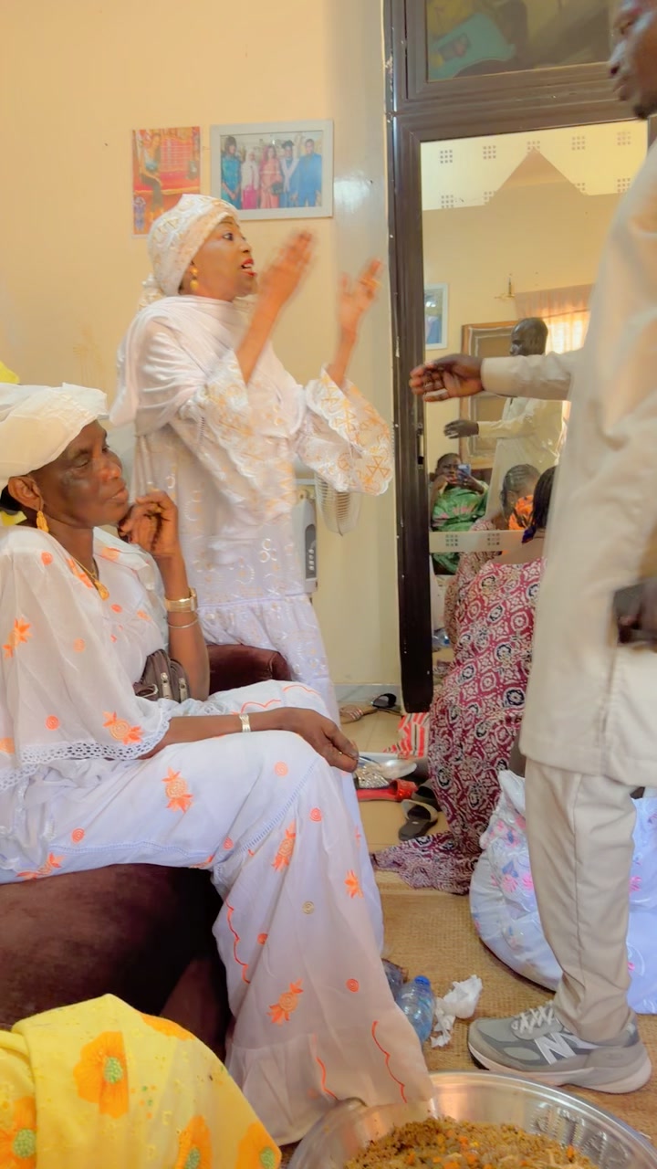 @Bbmita saliou linternational🥳