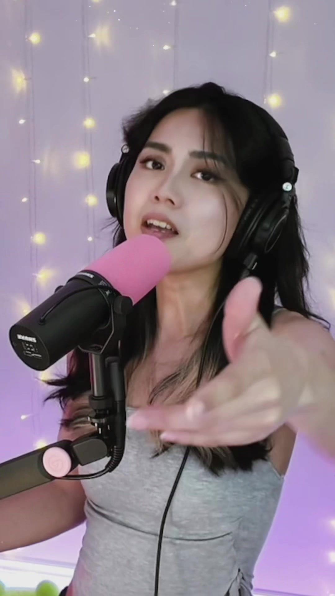 @Mina