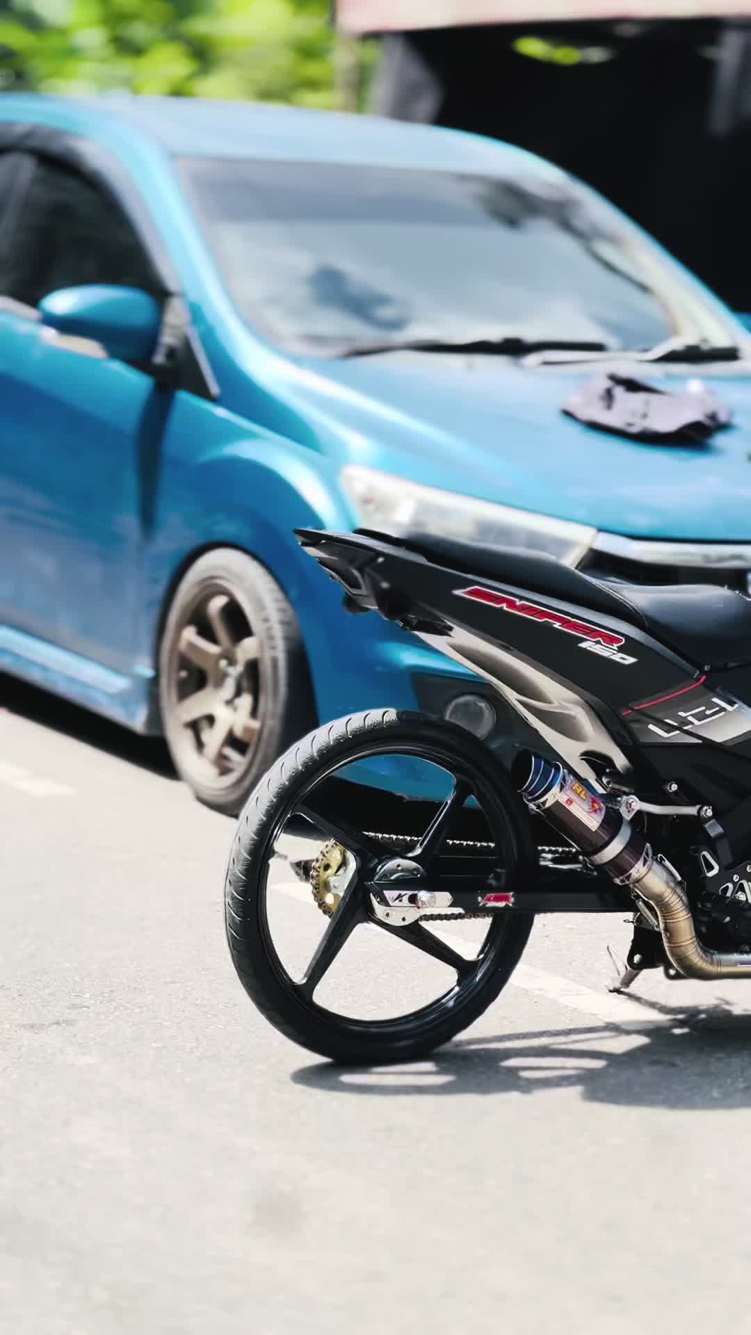 @ᏗᏝᎥ𒆜