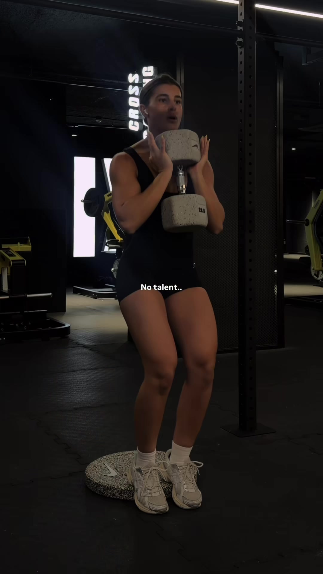 @leonimariex