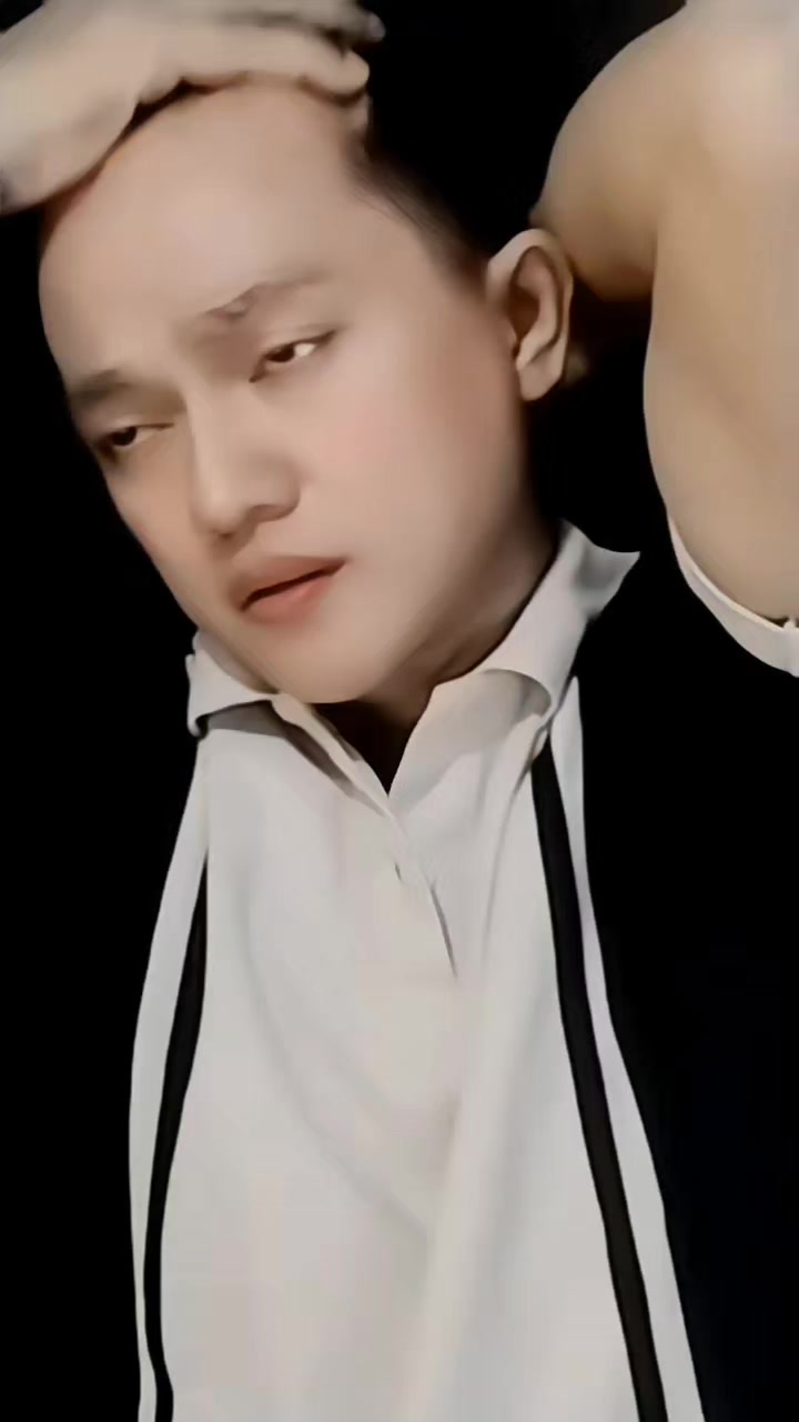 @𝕬𝖓𝖉𝖗𝖎_𝕸𝖗𝖚𝖏𝖚