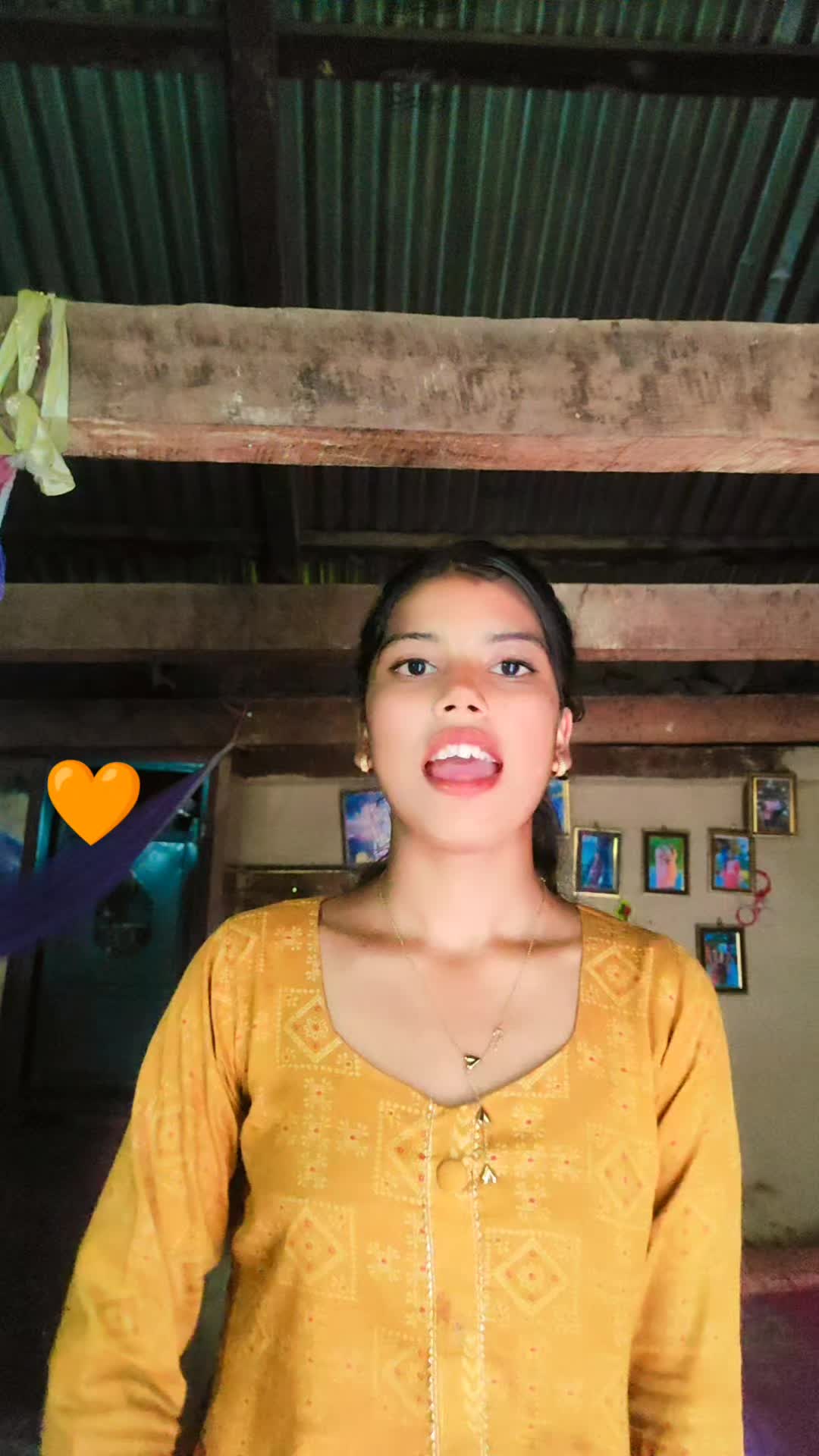 @Ganga Tiwari 🖤