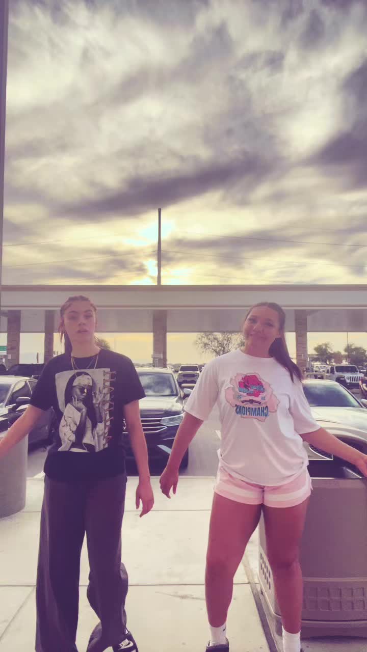 @Kalihalove