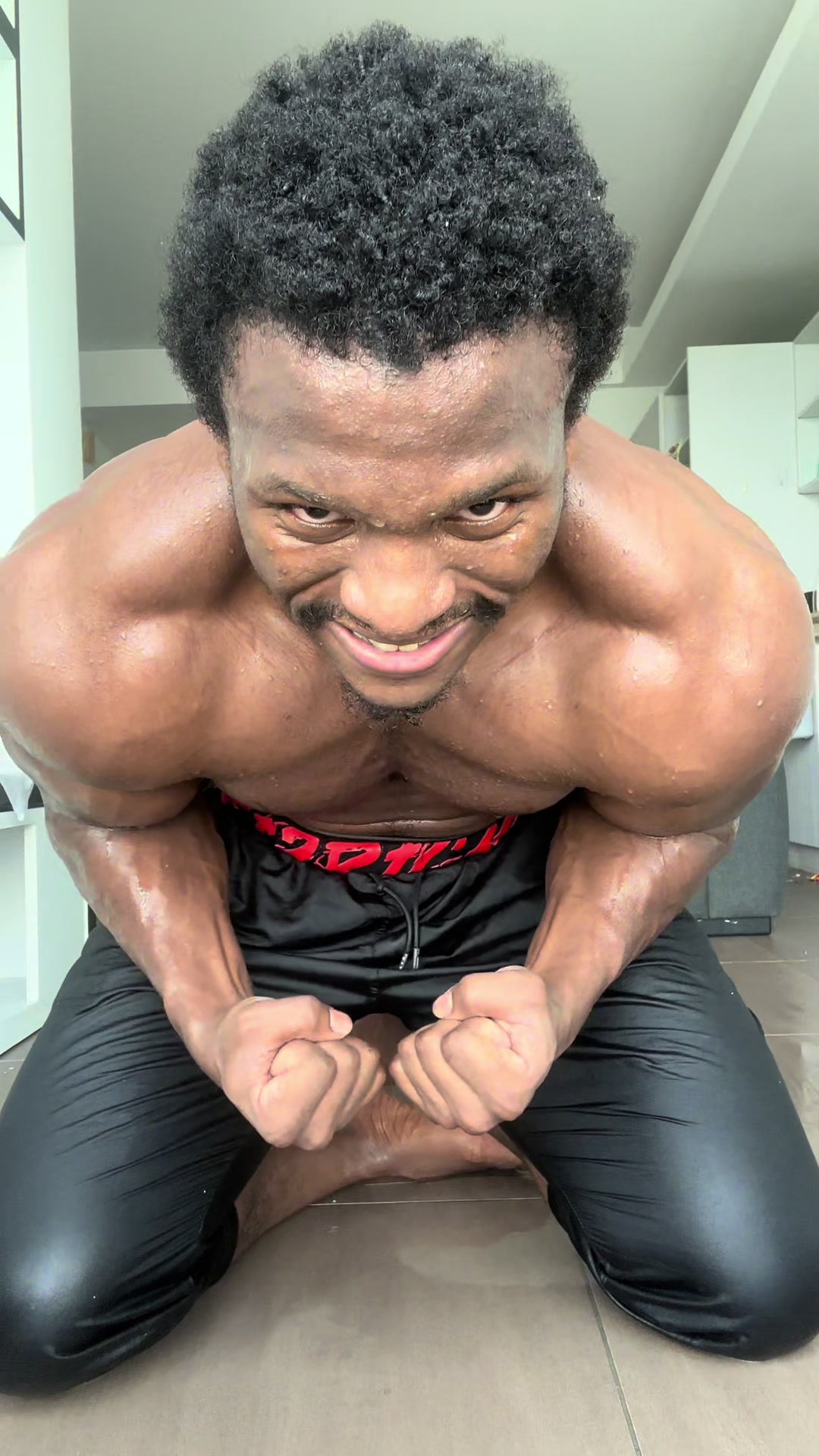 @Muscleboii