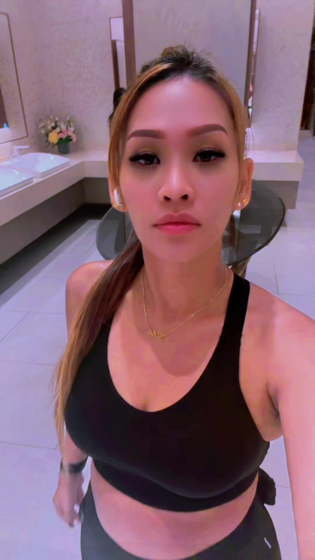 @Schastarz🇸🇬