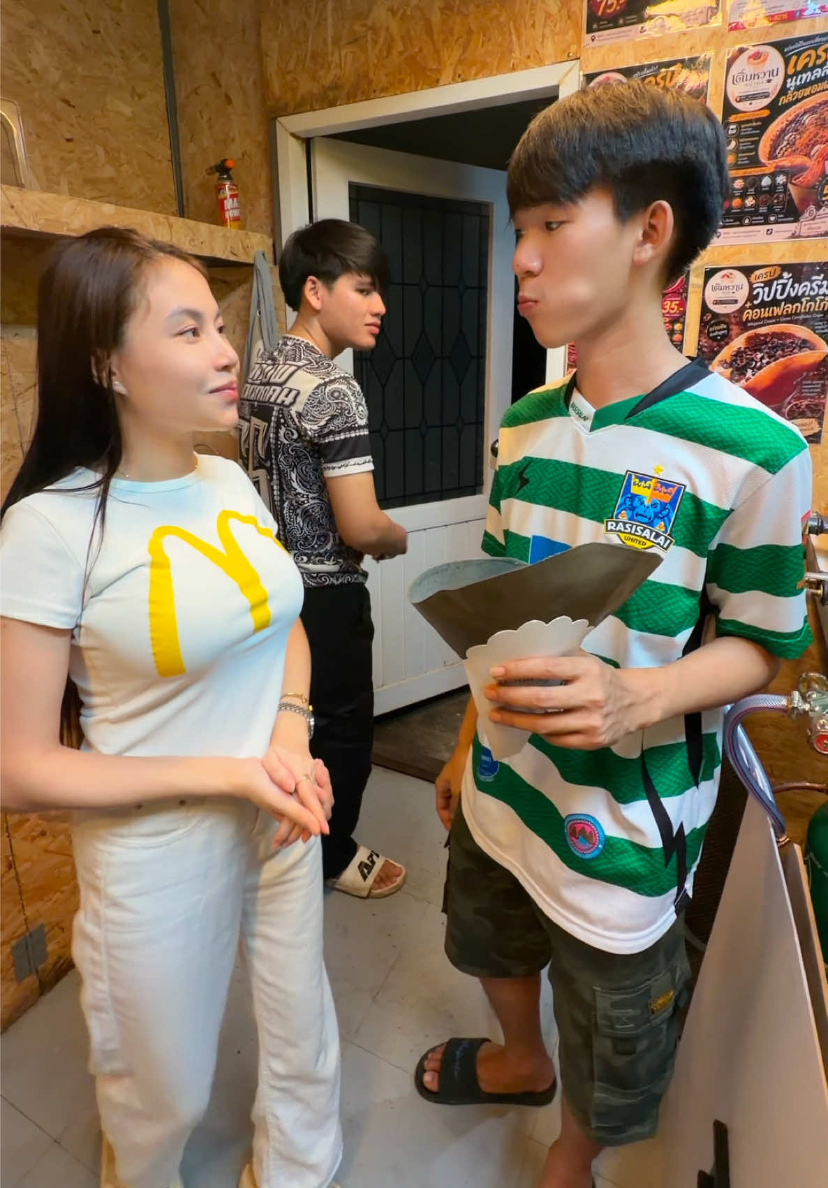 @นาย’ย น้อย’ย (ช่องหลัก 2.1M)