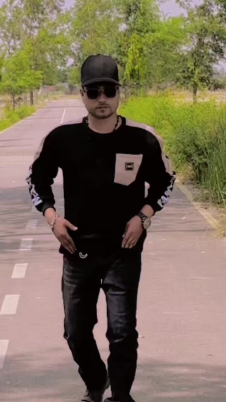 @SahiL &hearts;️khan🤲