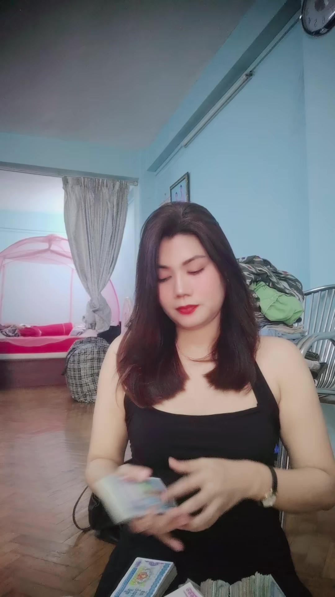 @waiphyoe211