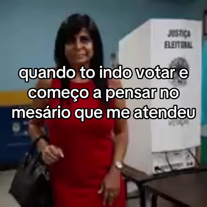 @꒼