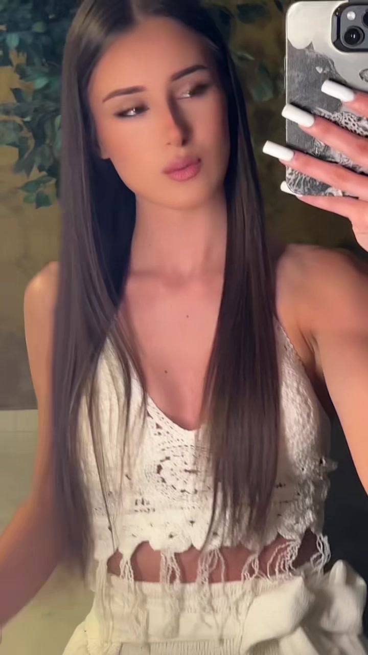 @👑
