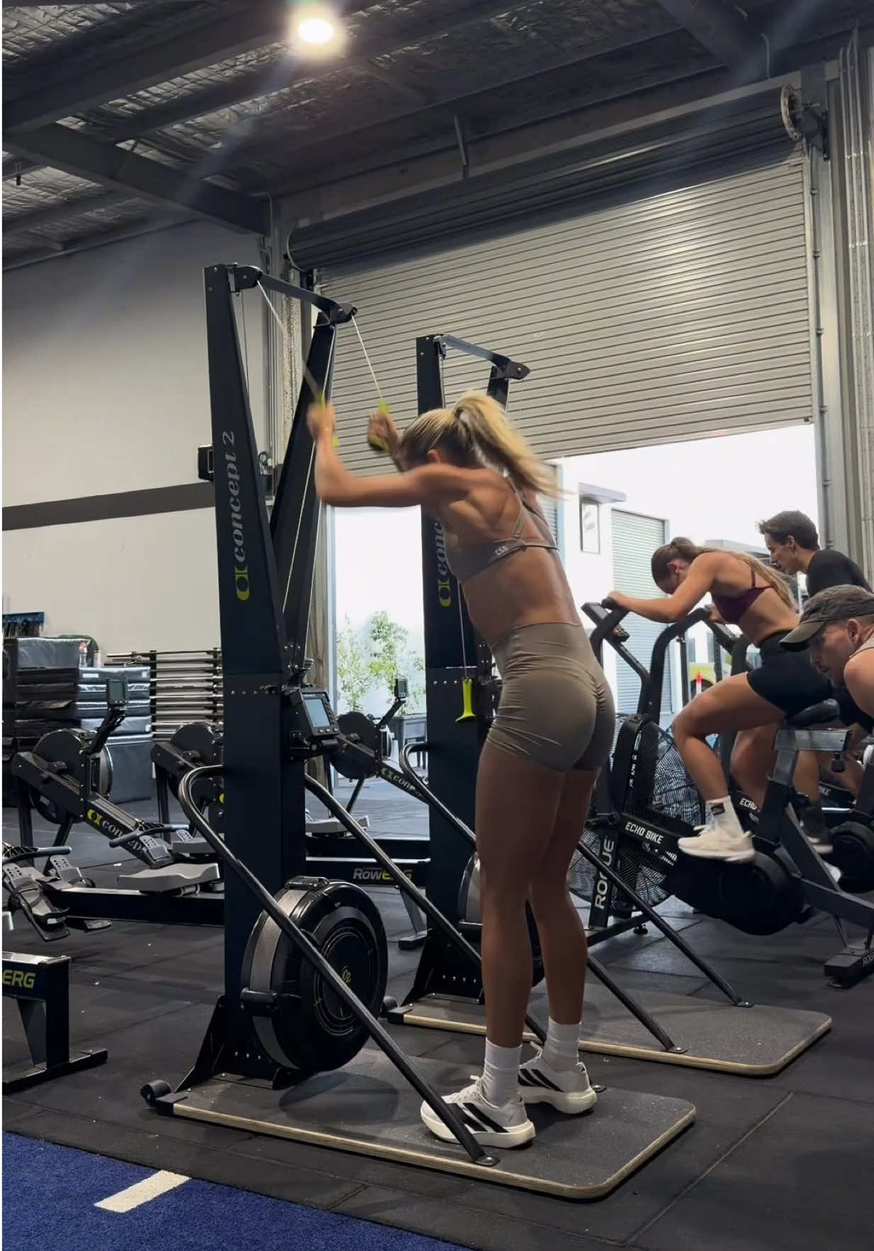 @Liv