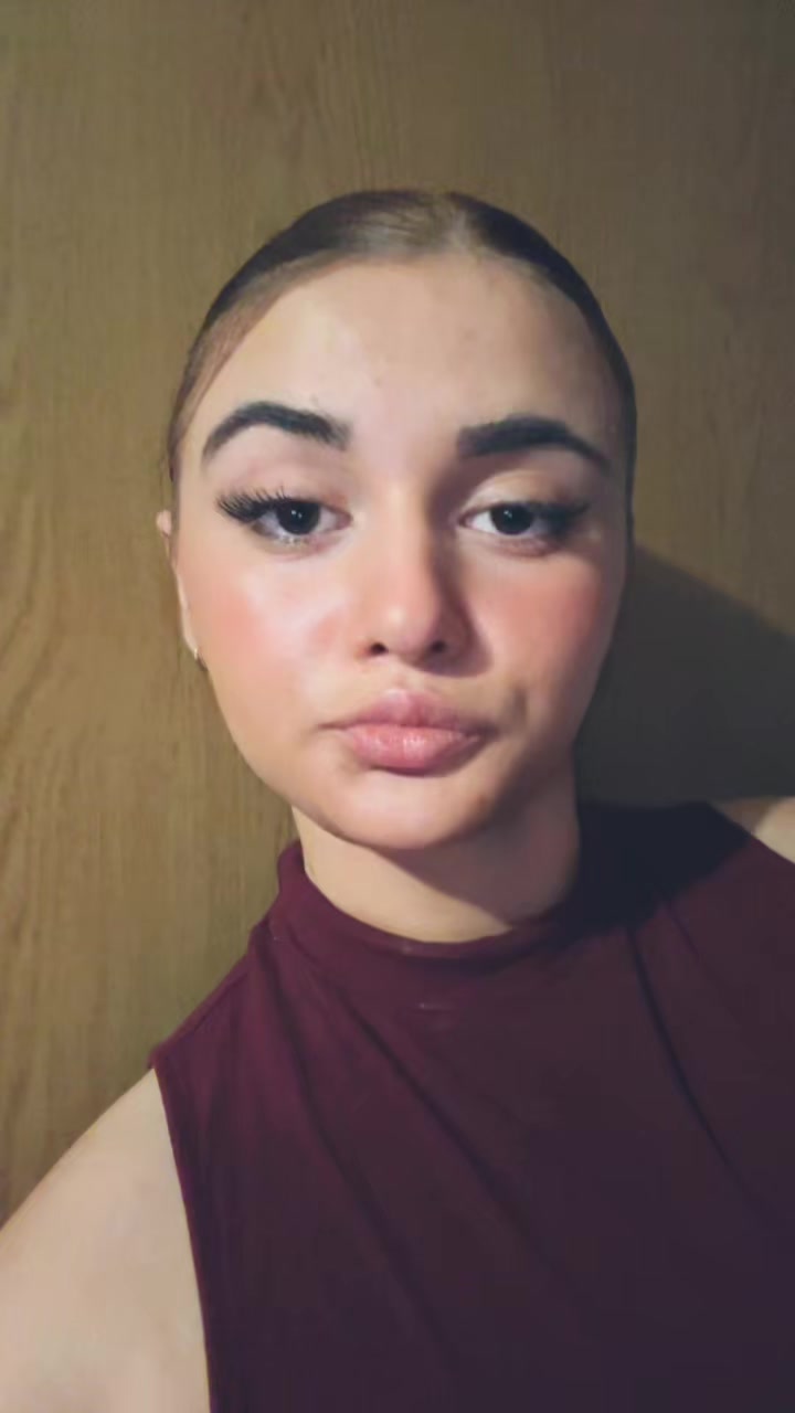 @vikixq👑