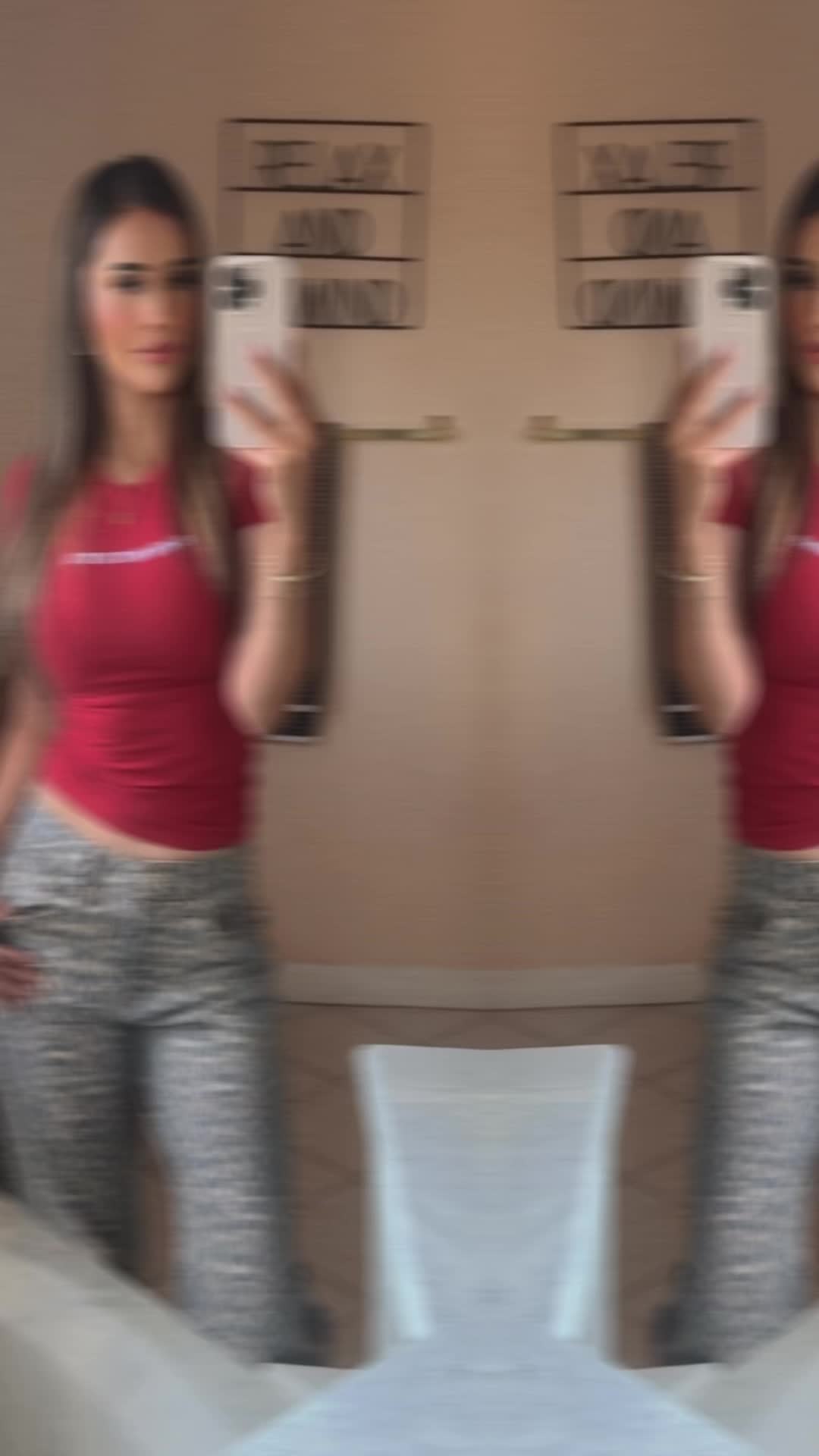 @Simplygisel