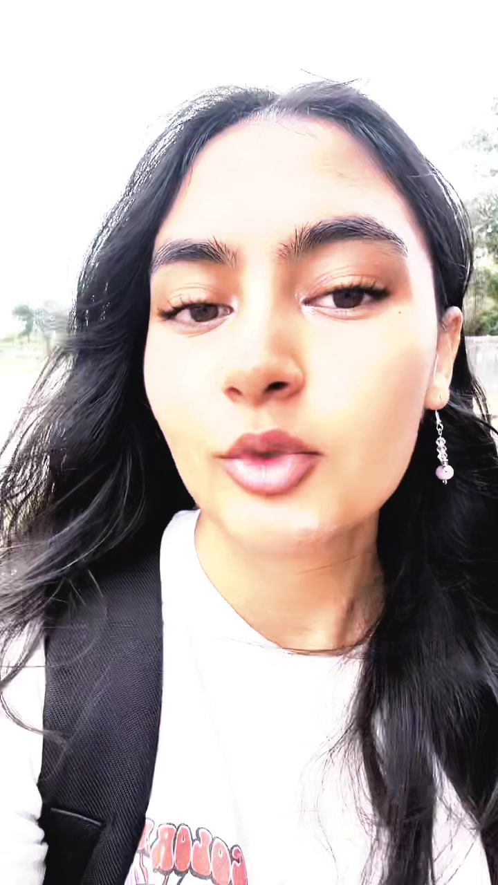 @livinglouder🧿