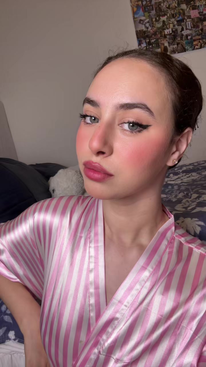 @Lucky Mira 🕯️