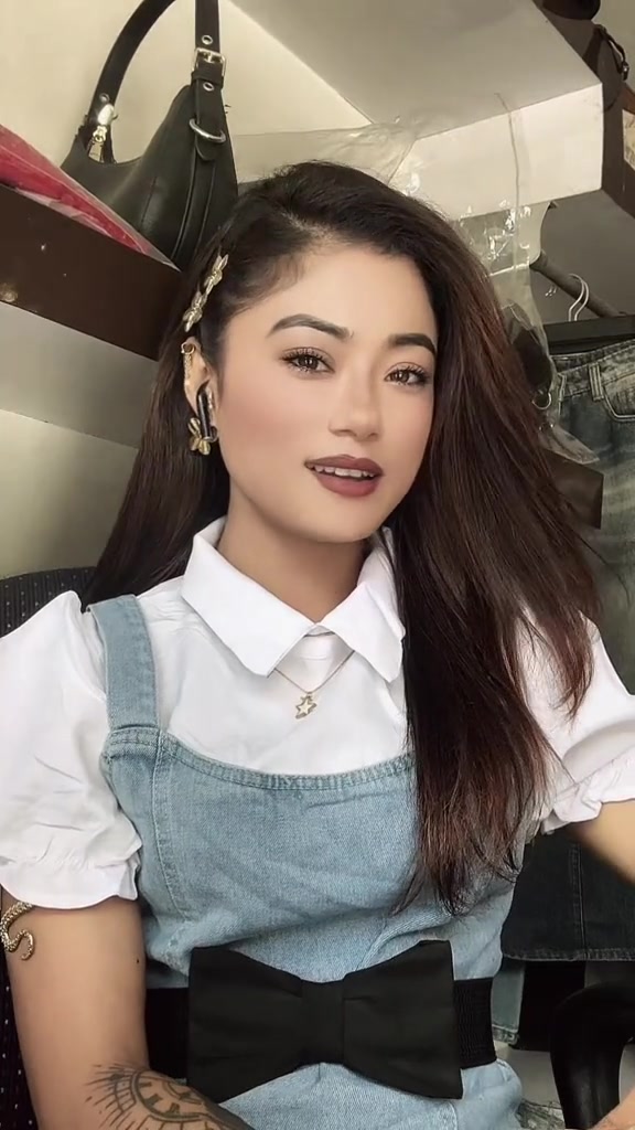 @𝐂𝐡𝐚𝐡𝐚𝐧𝐚 𝐒𝐭𝐡𝐚🇳🇵