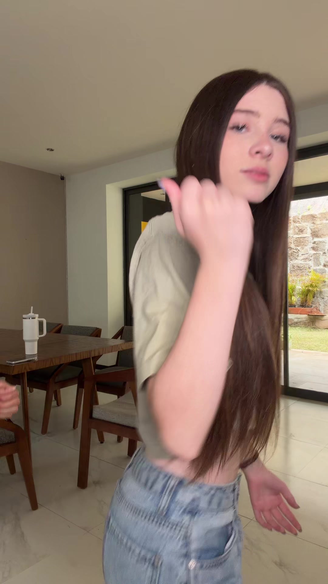 @Moni