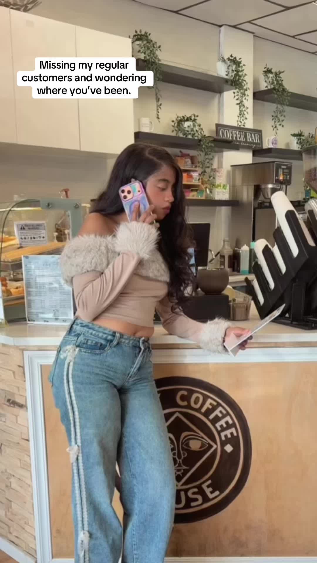 @lucycoffeehouse