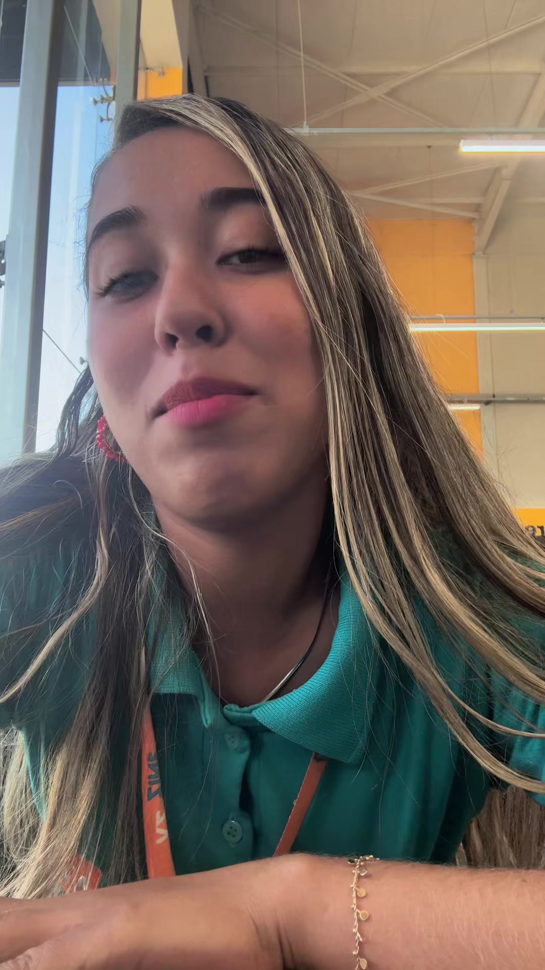 @Andreia Gislayne
