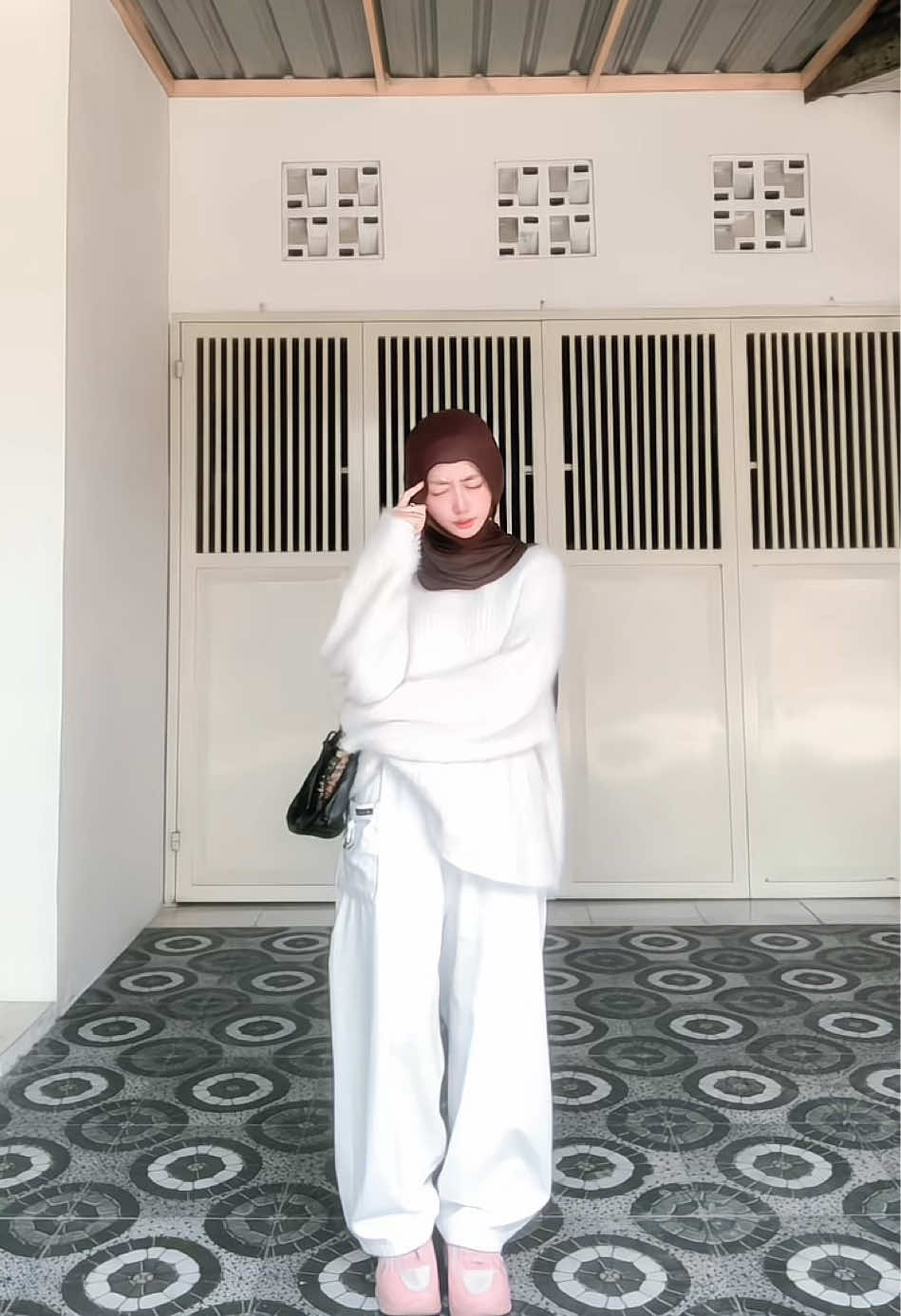 @Ay