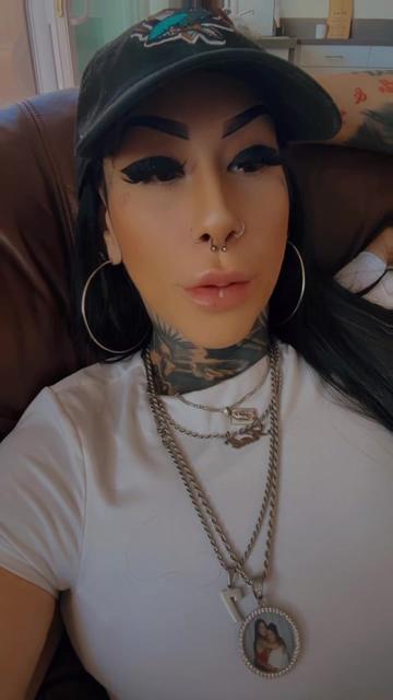 @TattedCELLY💕