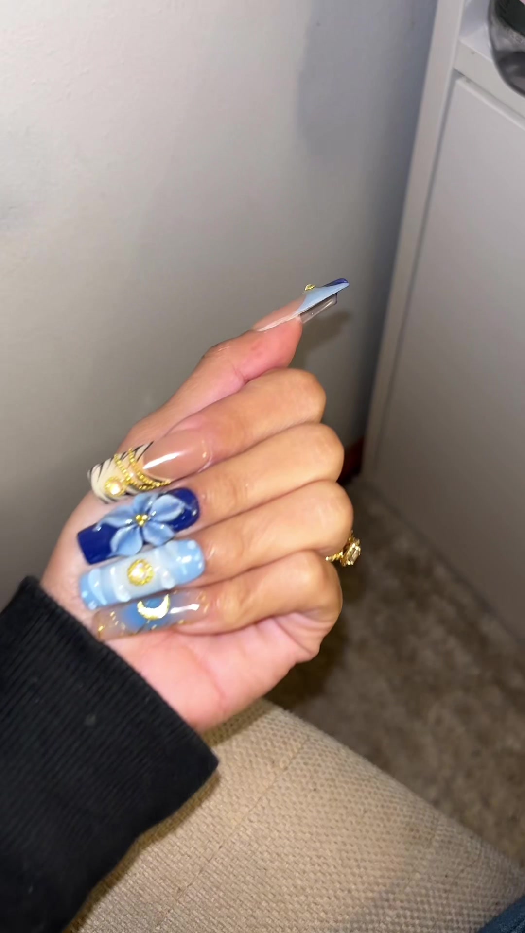 @.