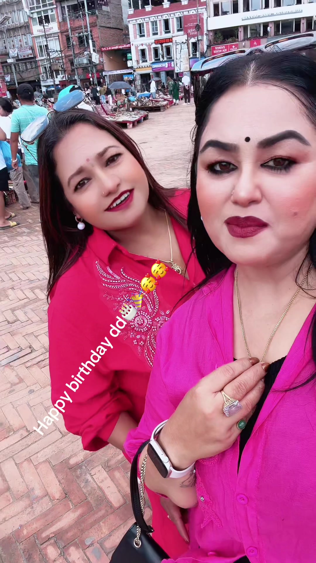 @Radhika😍