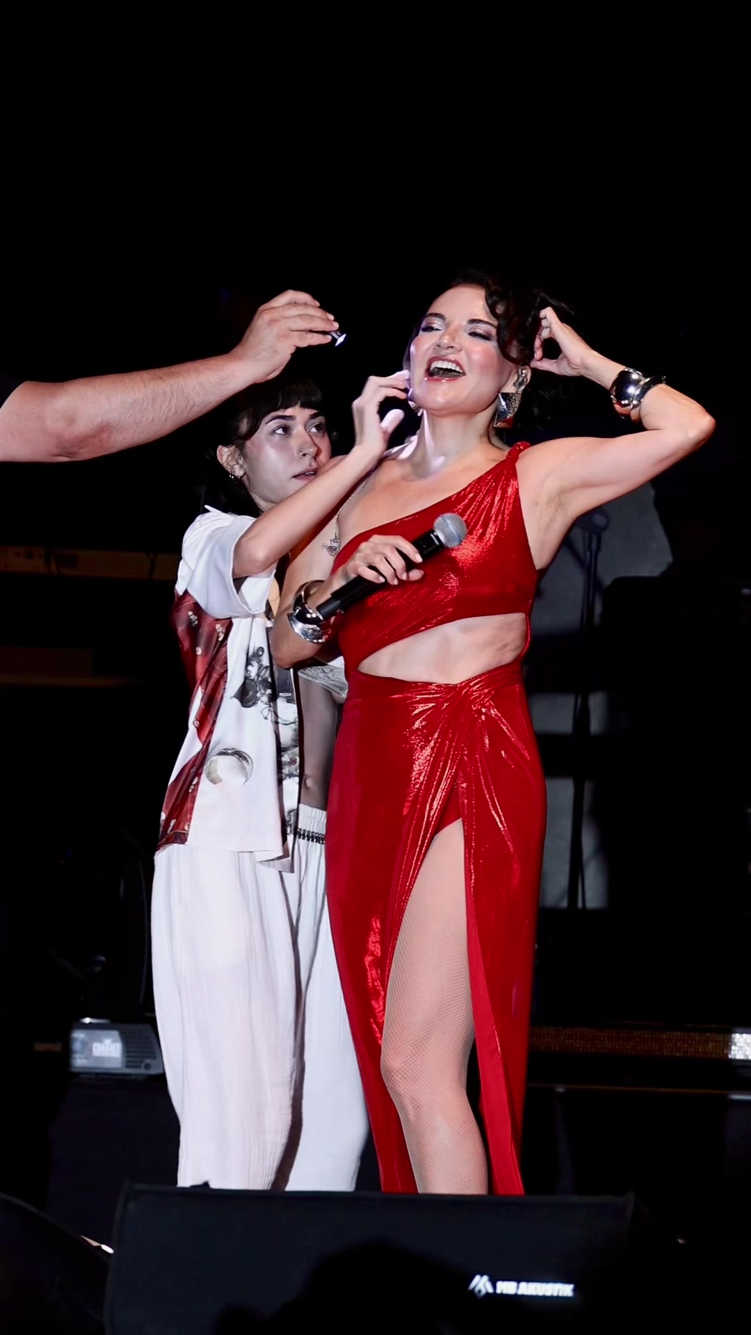@Göksel