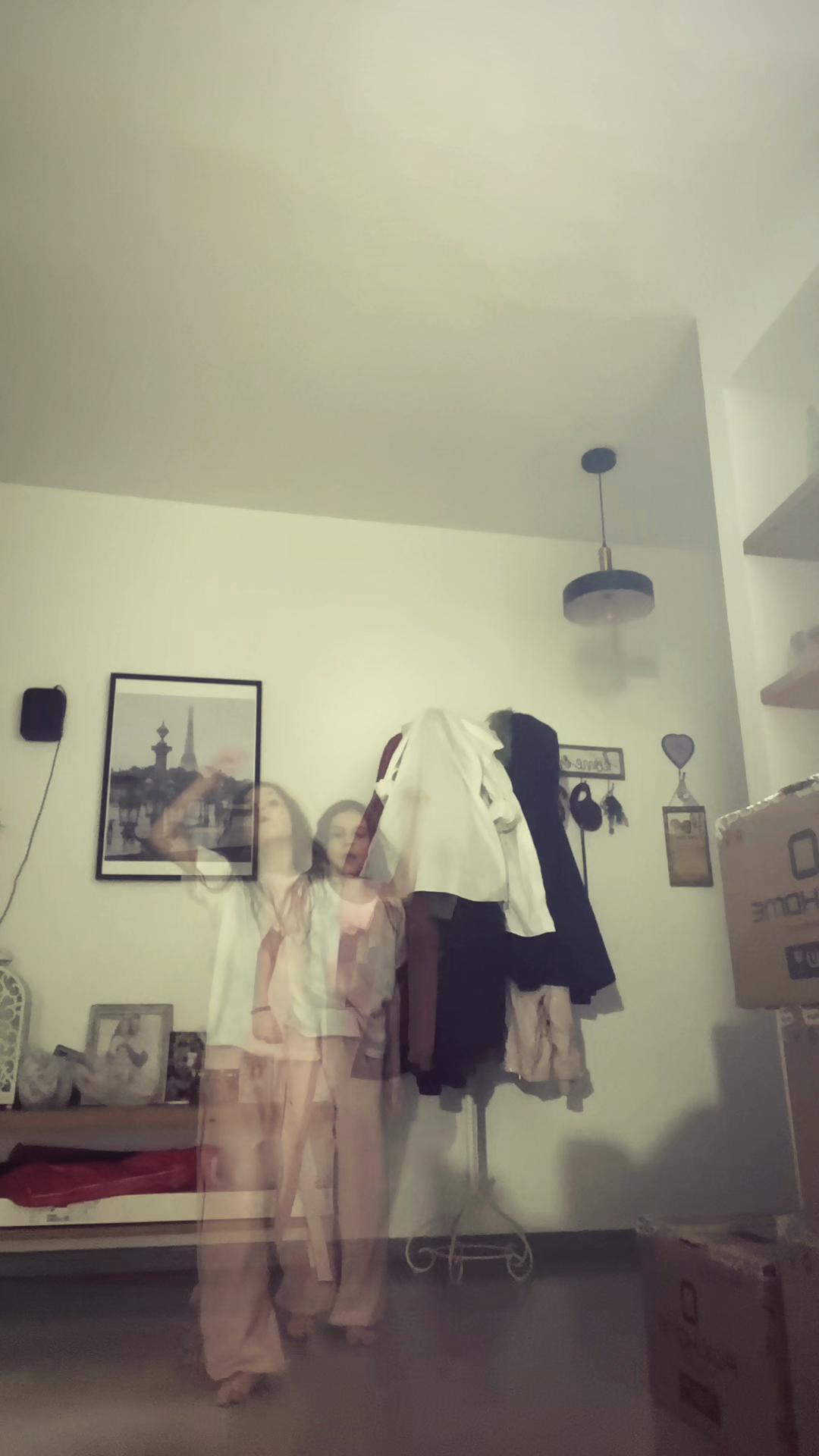 @עמוד רנדומלייייי🤭✨ ליה💸
