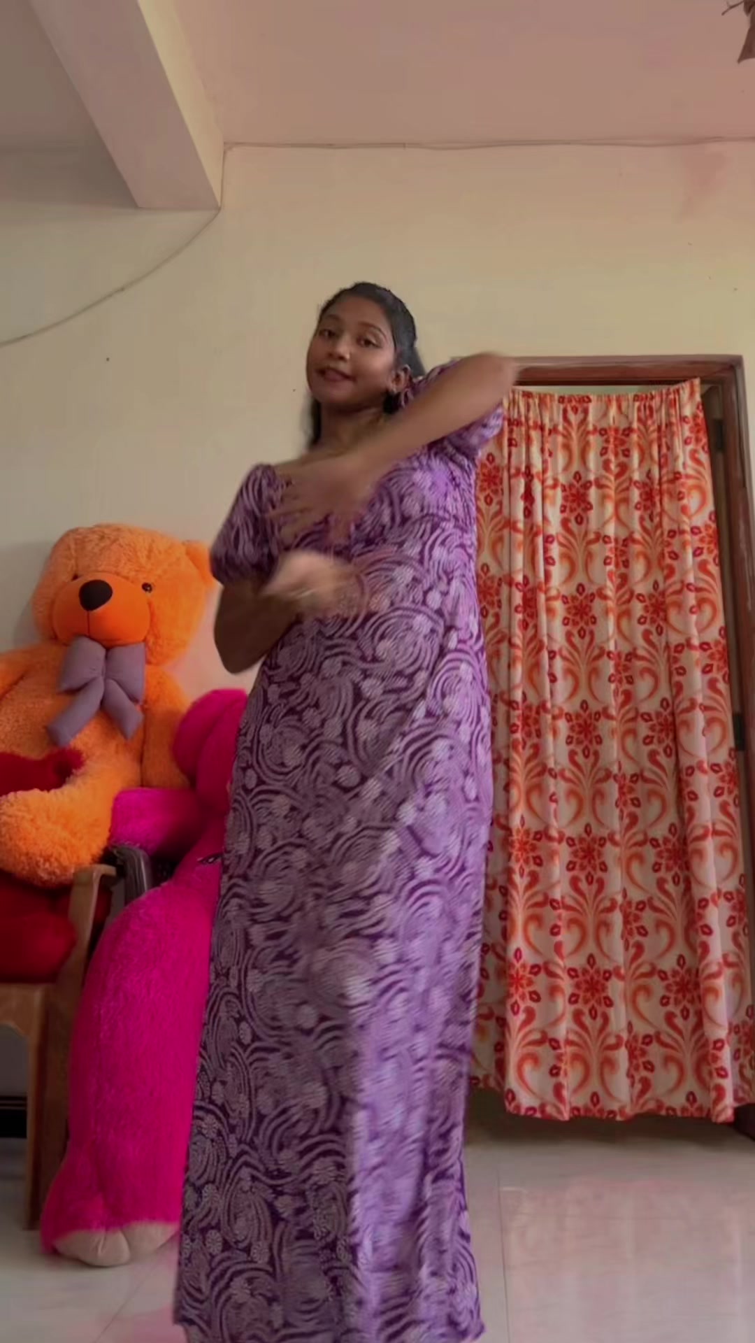 @ᥫ᭡ AYO_🧸💞 :)