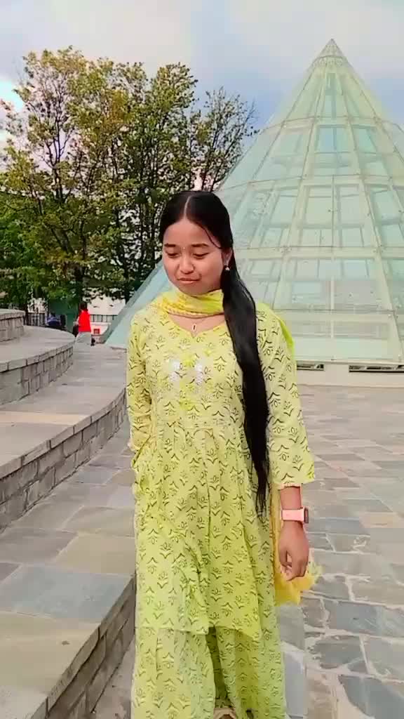 @R_O_S_H_N_I__C_H_Y