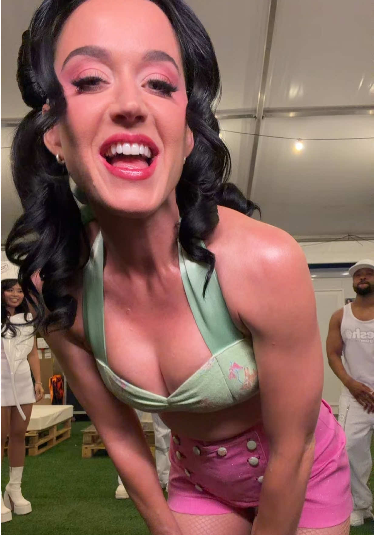@Katy Perry