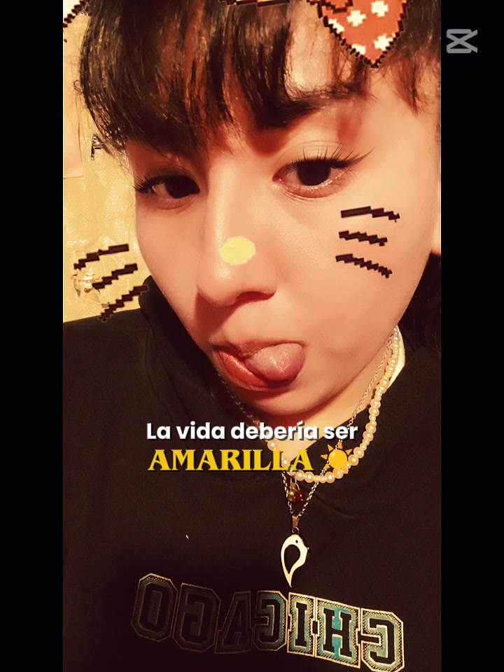 @Abril Flores
