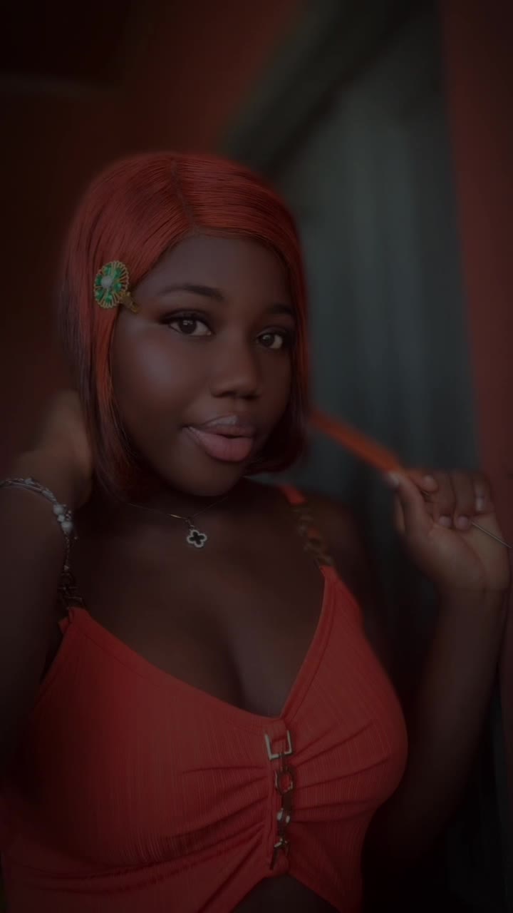@🦋Aphyia Lizzy💕🤭