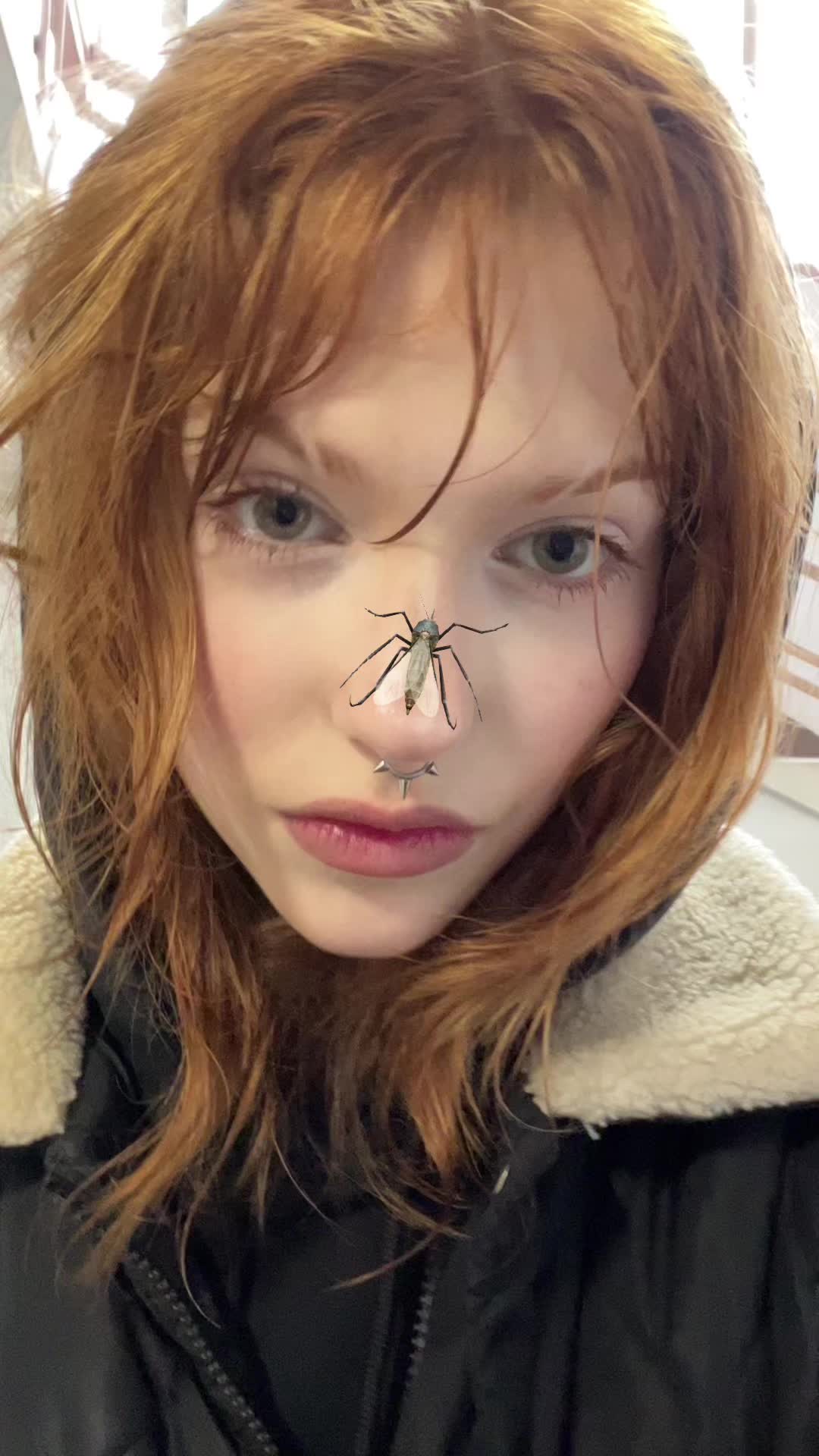 @КРАПИВ/\