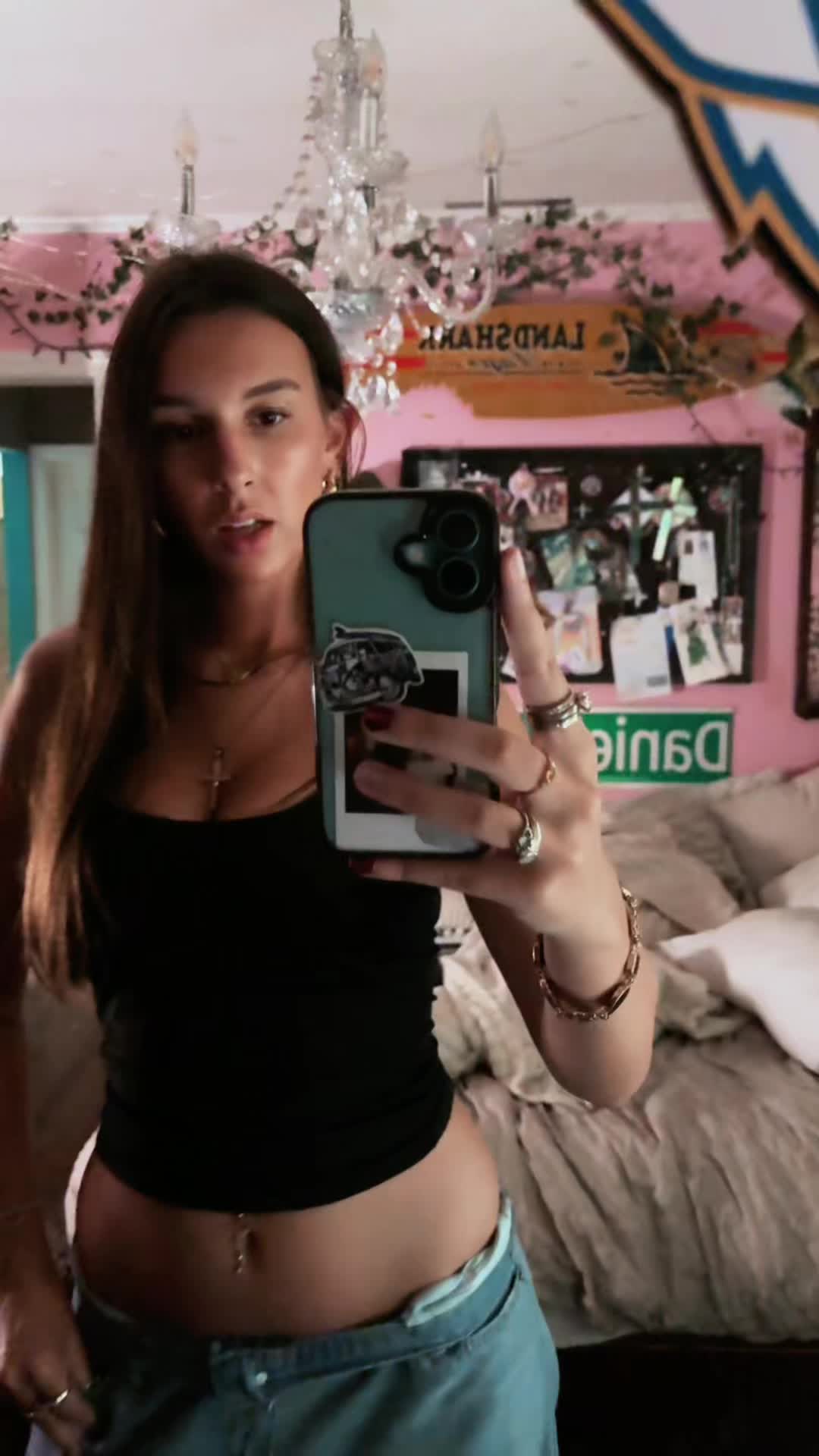 @Maddyyyy